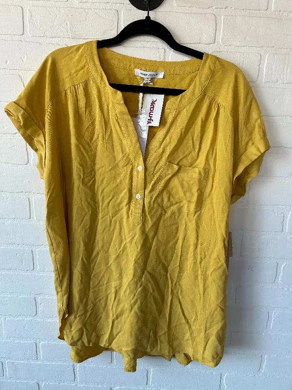 women's tops for cocktail partiesTop Short Sleeve By Rose And Olive In Yellow, Size: Xl