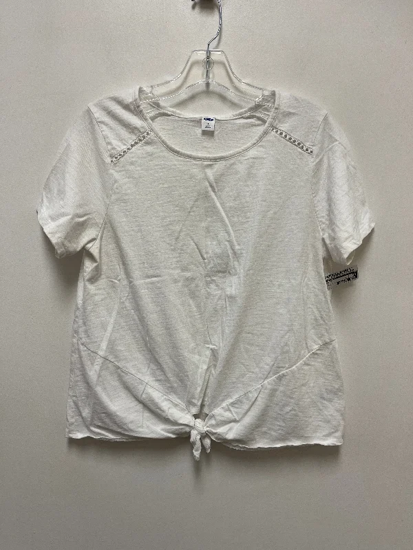 women's tops for those who want to wear versatile pieces that can be dressed up or downTop Short Sleeve By Old Navy In White, Size: L