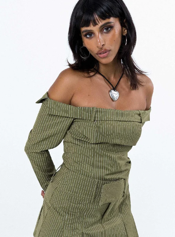 women's tops for those who love to experiment with fashionValentina Cargo Top Green