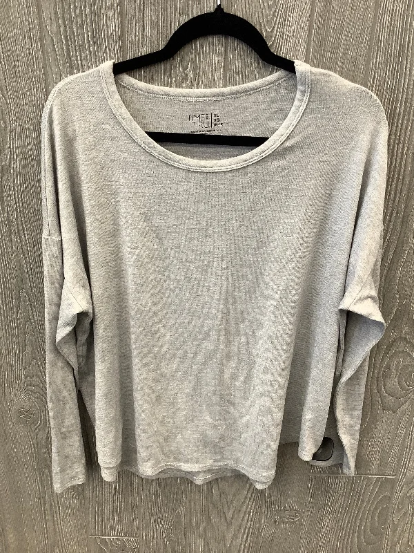 chic women's tops for everyday wearTop Long Sleeve By Time And Tru In Grey, Size: Xl