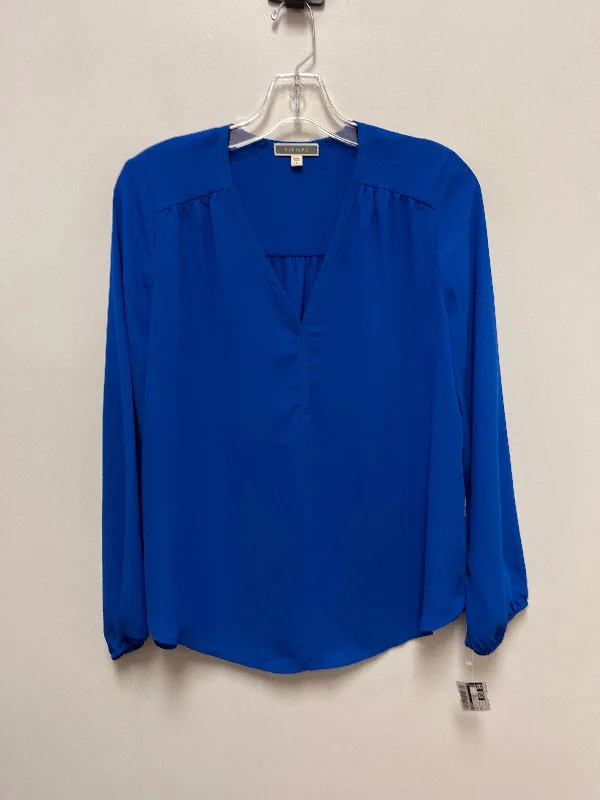 women's tops for those who want to stay on top of the latest fashion trends and wear pieces that are both stylish and on-trendTop Long Sleeve By Pleione In Blue, Size: S