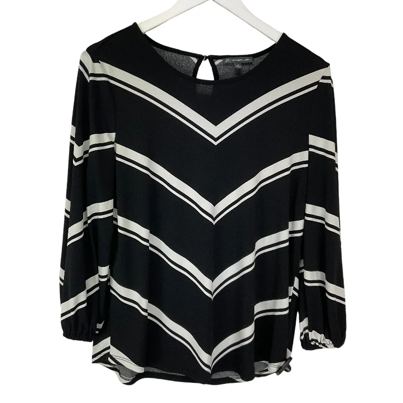 chic women's tops for everyday wearTop Long Sleeve By Kim & Cami In Black, Size: L