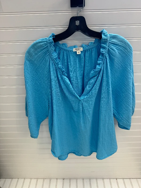 women's tops for those who seek both style and comfortTop Short Sleeve By Dylan In Blue, Size: M