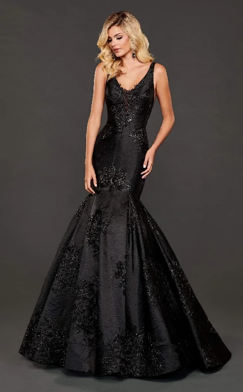 women's wrinkle-resistant dressesRachel Allan Couture 8417 - Lace Appliqued Trumpet Evening Gown