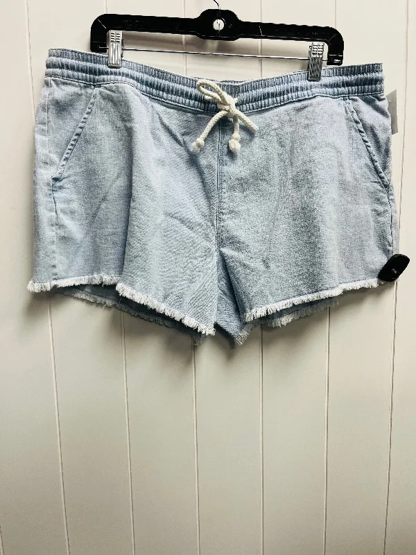 women's fall shortsShorts By Natural Reflections  Size: Xl