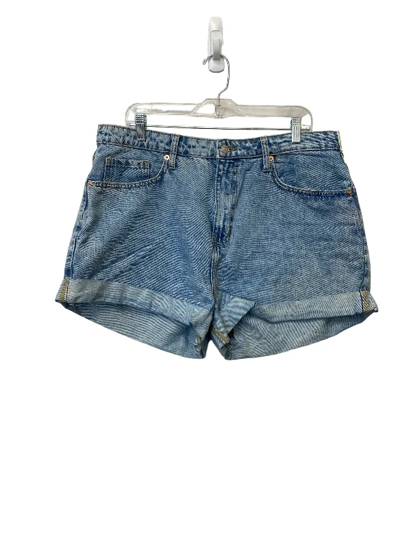 women's sophisticated shortsShorts By Wild Fable  Size: 16