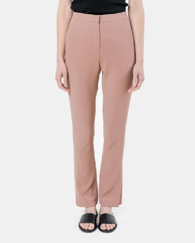 women's mini pantsMove Trouser in Old Pink