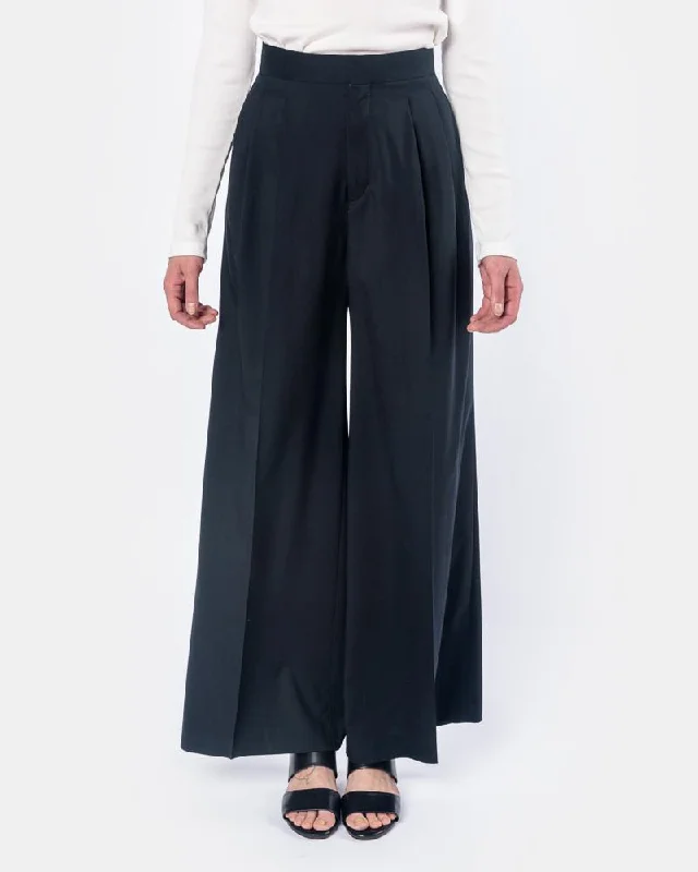 women's casual pantsWide Leg Pants in Navy